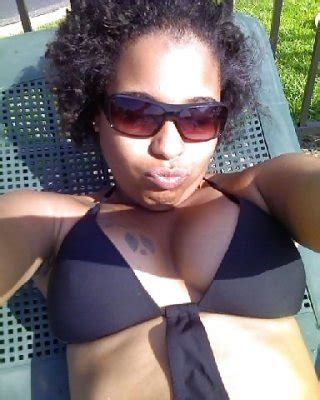 De Jolies Femmes En Bikini Porn Pictures XXX Photos Sex Images