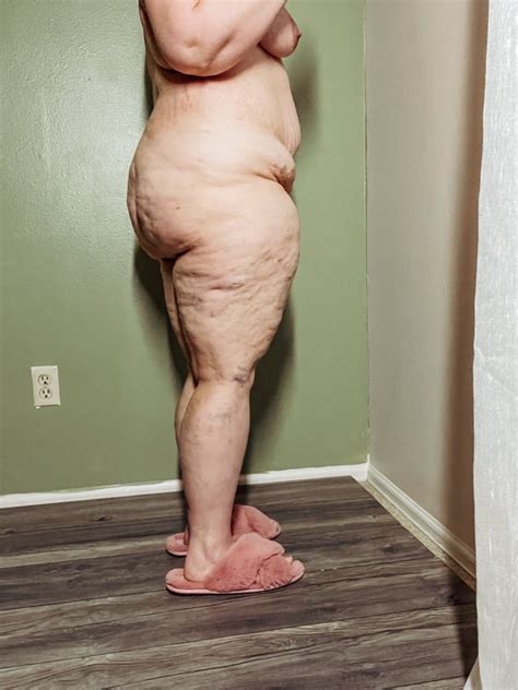 Fuzzy Pink Slippers BBW In Lingerie Bends Over Blowjob Pics XHamster