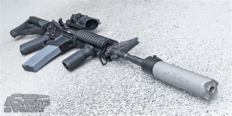 14.5" Schmeisser AR15 with a suppressor [2000x1000][OC] : r/GunPorn