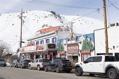 Local cafe owners weigh in amid business closures