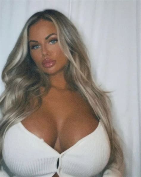 Sunday Vibes Nudes Cleavage Nude Pics Org