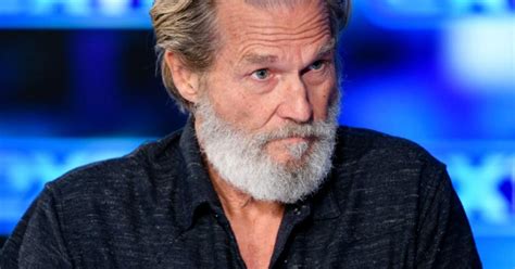 Jeff Bridges Used A Trainer To Help Him Walk His Daughter Down The Aisle