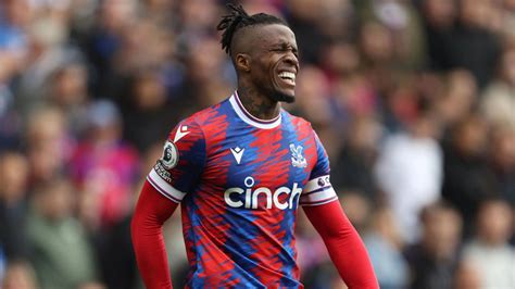 Wilfried Zaha Kimdir Kaç Yaşında Hangi Mevki Kim Kimdir Haberleri