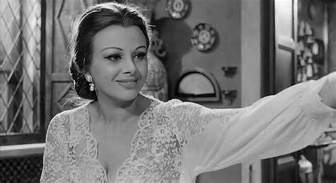 Nude Video Celebs Sandra Milo Sexy Beautiful Families