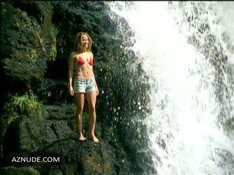 Sheryl Crow Nude Aznude