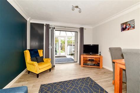 Bed Terraced House For Sale In Wordsworth Place Horsham West Sussex