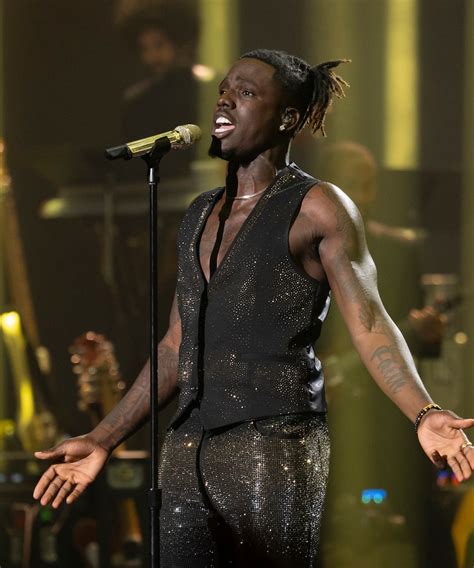 Naked And Afraids First Double Amputee Mandy Proves There Is Life After The Unimaginable