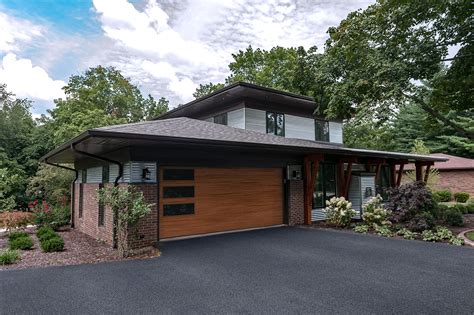 Skyline Flush By C H I Overhead Garage Doors