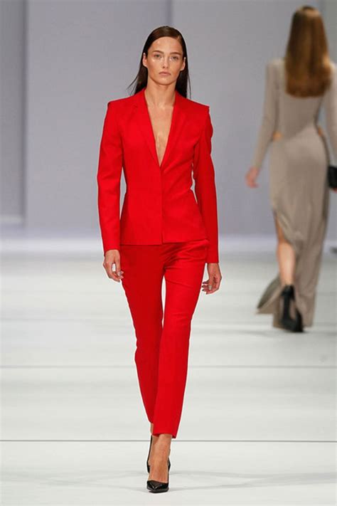 Red Pant Suit Suit Fashion Red Fashion Look Fashion Runway Fashion