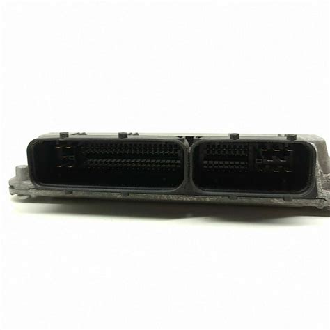 VW Golf Jetta Ccsa Controllo Motore Unità ECU Steuergerät 06A906033JA ...