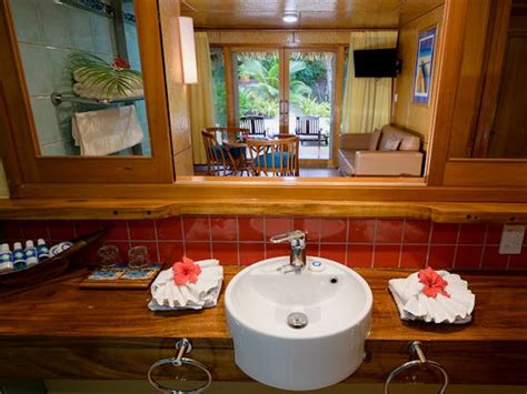 Stay | Sanctuary Rarotonga - on the beach. Adults-Only