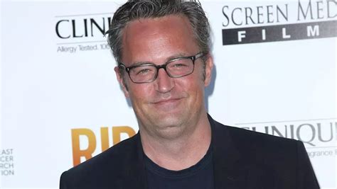 Décès de l acteur Matthew Perry célèbre pour son rôle dans Friends