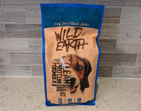 Wild Earth Dog Food Review [Vegan Perfection?] – Woof Whiskers