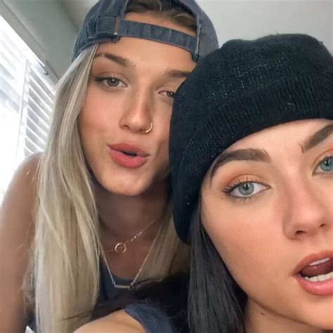 4 Hot Sexy Olivia Panacci Bikini Pics