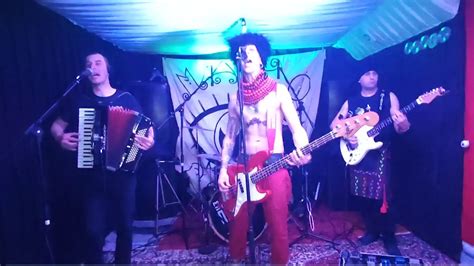 Медовий Полин - Катя (в коня довший) [Live] - YouTube