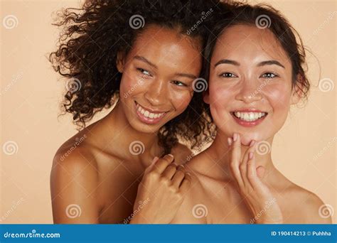 Beauty Smiling Women With Perfect Face Skin And Makeup Portrait Stock Image Image Of Nude