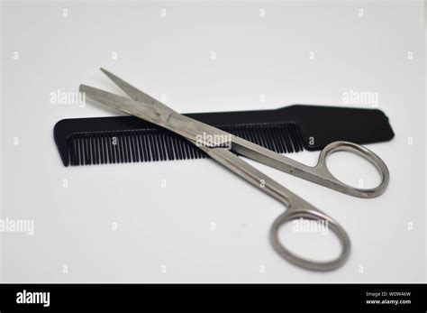 comb  scissors  res stock photography  images alamy