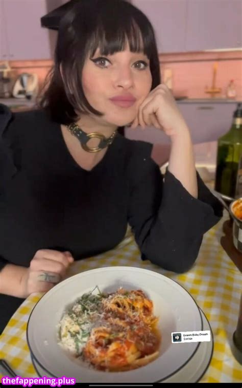 Gizzi Erskine Gizzierskine Nude OnlyFans Photo The Fappening Plus