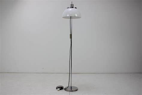 Verstellbare Mid Century Stehlampe Von Guzzini Er Bei Pamono Kaufen