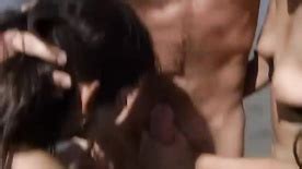 Xvideos Praia Suruba Gostosa Duas Gatas Safadas Cnn Amador