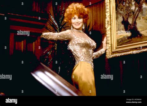 Anita Morris Photo Shoot BIG BLONDE PBS 12 1 80 Sally Kellerman