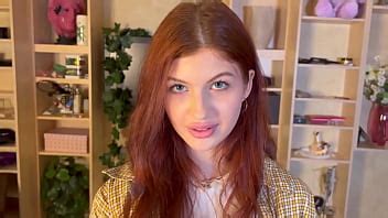 Mi Maldita Madrastra Me Oculta Algo XVIDEOS