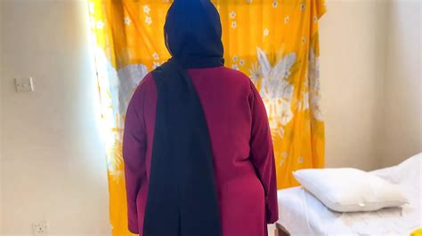 TABOO SEX イスラム教徒の巨乳 歳の継母は義理の息子の 歳の古い友人から性交したいその後彼は彼女の手を縛り乱暴なFを与える xHamster