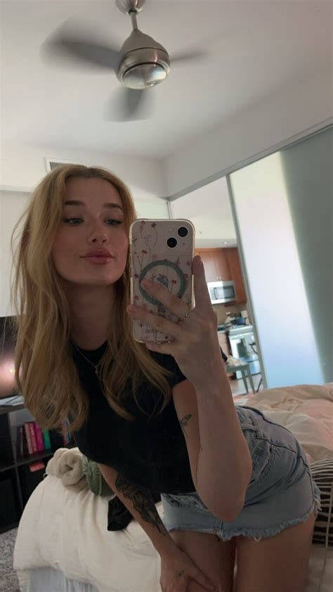 Britni Kitten Porn Movies Sex Wiki Bio Onlyfans Britnikitten