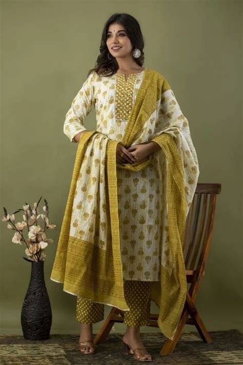 A Line Ledies Printed Cotton Suits At Rs 1095piece In Jaipur Id