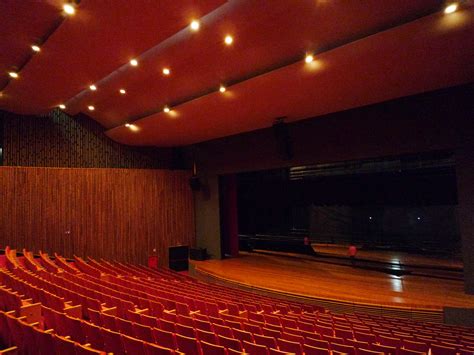 Teatro Municipal De Uberlândia - Teatro Municipal de Uberlândia – João Niemeyer