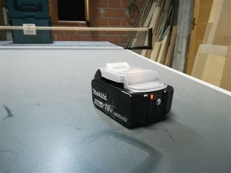 Makita baterija 18 V 5Ah nova original