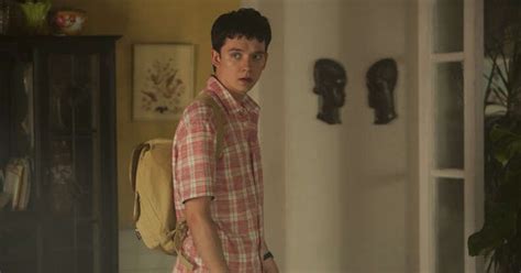 Xem phim Sex Education tôi nghẹn ngào khi nhớ đến bức thư con viết năm tuổi mà tôi chưa bao