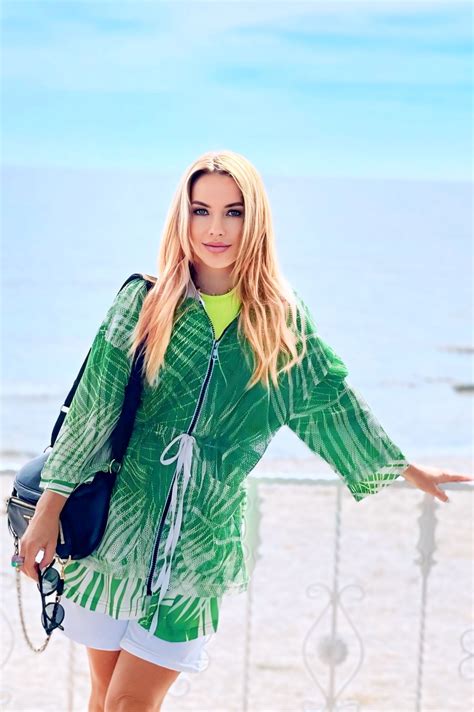 Anastasia 39 Yo Green Eyes Blonde Hair ID2344222