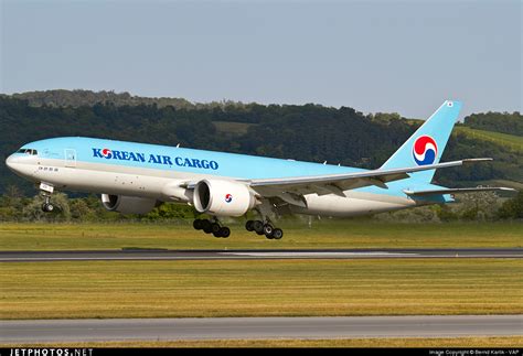 HL8251 Boeing 777 FB5 Korean Air Cargo Bernd K JetPhotos