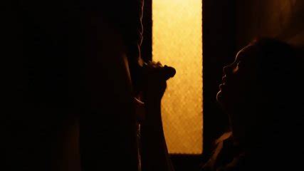 HANDJOB BLOWJOB BEAUTY BRUNETTE DARK EXPLICITE SCENE MOVIE