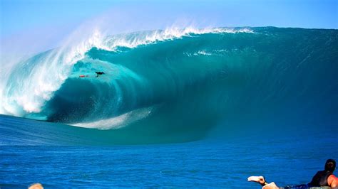 Big Wave Surfing Compilation 2017 Wipeouts Youtube