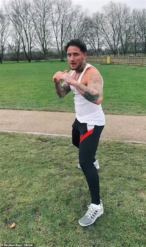 Sex Offender Stephen Bear Begs Fans To Date Him And Whines He S Lost Everything After