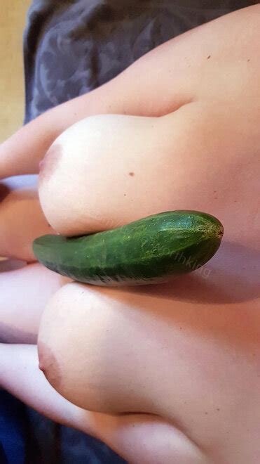 OC I Wonder What Else Would Fit Nicely Between My Boobs Porn Pic