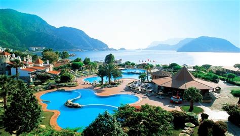 Martı Resort Tatil Köyü otel Marmaris sahili tatil yeri