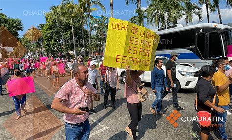 El Ine Se Queda Marchan M S De Mil Personas En Acapulco