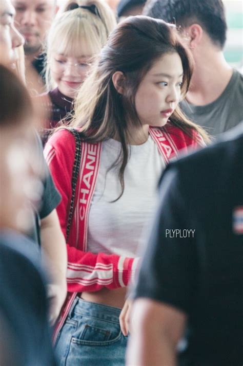 Pin By Mery Bur On BlackPink Blackpink Jennie Jennie Airport Style