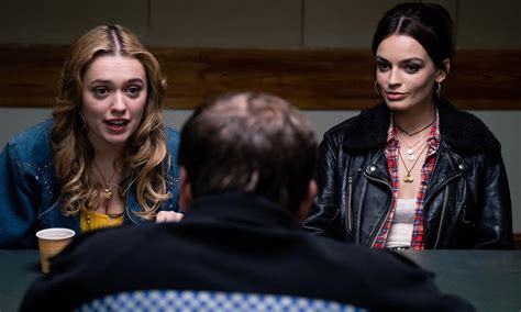 Xem phim Sex Education tôi nhận ra nếu không dạy con cái nói câu này