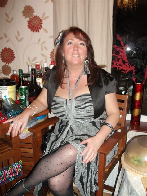 Linz From Doncaster Is A Local Granny Looking For Casual Sex Dirty Granny