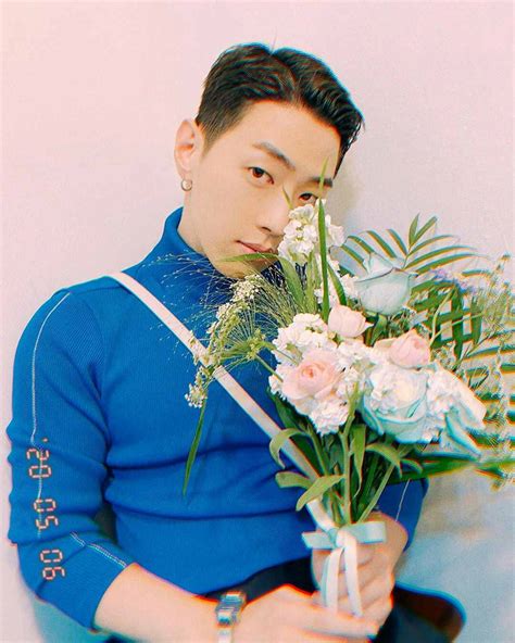 gray biodata profil fakta umur agama pacar karier