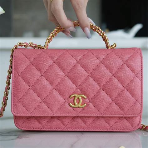 CHANEL 22P 新款手柄WOC AP2804珊瑚粉 名媛网