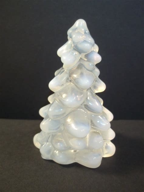 Mosser Glass Crystal French Opalescent 275 Christmas Tree Figurine Decoration