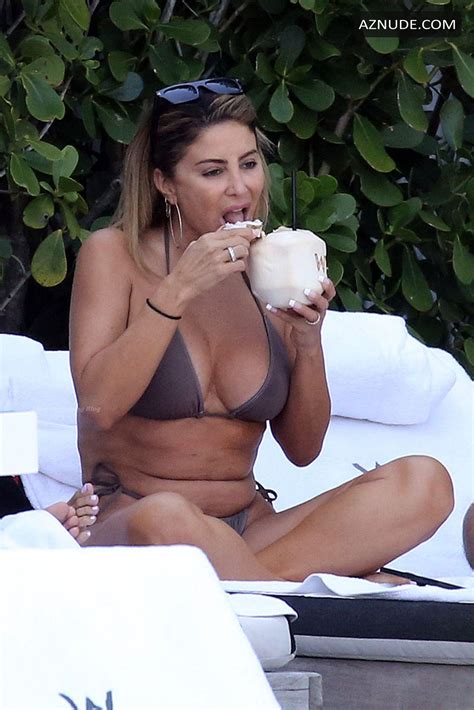 Larsa Pippen Sexy Relaxes By The Pool Showing Off Her Hot Bikini Body In Miami AZNude