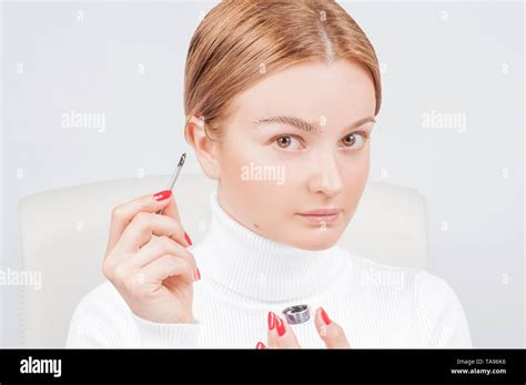 Well Groomed Eyebrows Hi Res Stock Photography And Images Alamy