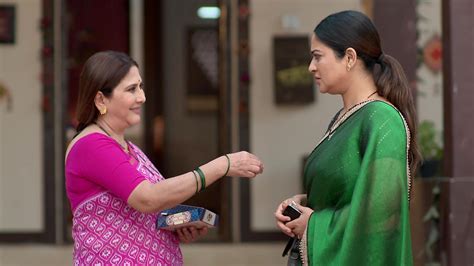 Watch Aai Ani Baba Retire Hot Aahet S1 Episode 159 On JioHotstar