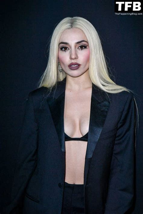 Ava Max Avamax Plharleyquinn Nude Onlyfans Photo The Fappening Plus